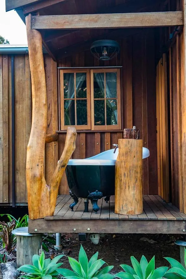 Mango Lodge River Heads 0*,  Australia